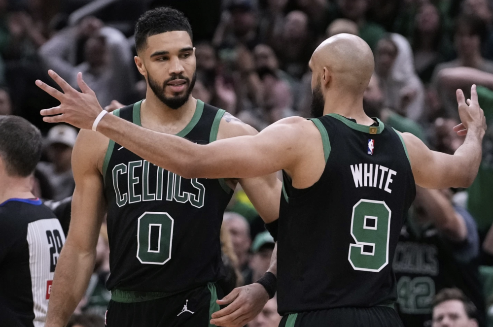 Kaiyun-穆雷官方宣布持续失利新规，雄鹿引发争议！