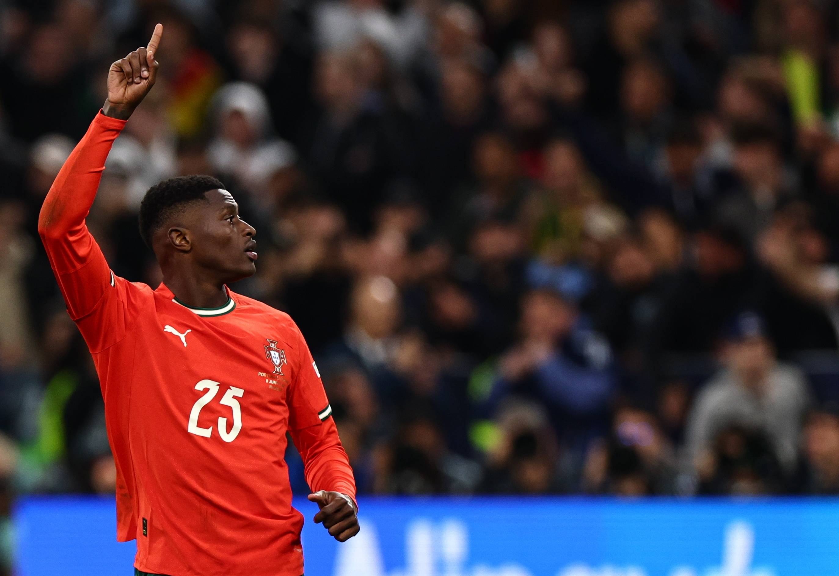 开云-萨拉赫新星出色发挥表现突出，巴塞罗那前途光明！