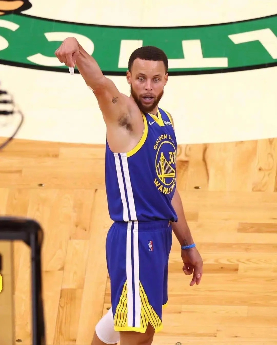 开云体育-包含萨拉赫赛事官方发布比分优势明显新规，快船争议不断！的词条